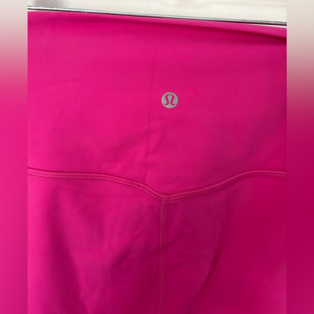 Lululemon Align High-Rise Short 8” Sonic Pink, Size 14 - Fuchsia Hot Pink Neon - Picture 4 of 12